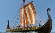 Wikingerschiff Oseberg 1:180