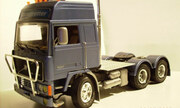 Vanha Volvo 1:24