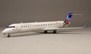 Bombardier CRJ 900 1:144