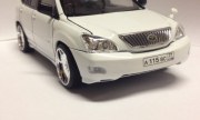 Toyota Harrier 1:24