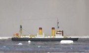 Sowjetischer Eisbrecher J. Stalin 1:700
