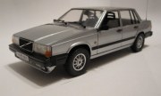 Volvo 760 GLE 1:24
