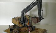 Volvo EW180 1:24