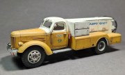 APA-35-2 (ZIL-164) 1:43