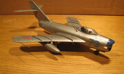 Mikoyan-Gurevich MiG-17 Fresco-A 1:72