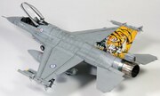 General Dynamics F-16AM Fighting Falcon 1:48
