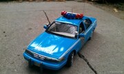 1997 Ford Crown Victoria 1:25