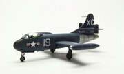 Vought F6U-1 Pirate 1:144