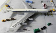 Boeing 707-430 1:144