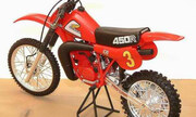 Honda CR 450 R 1:12