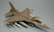 General Dynamics F-16C Fighting Falcon 1:72
