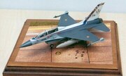 General Dynamics F-16B Fighting Falcon 1:72