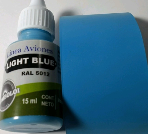 Boxart LIGHT BLUE  Komboloi